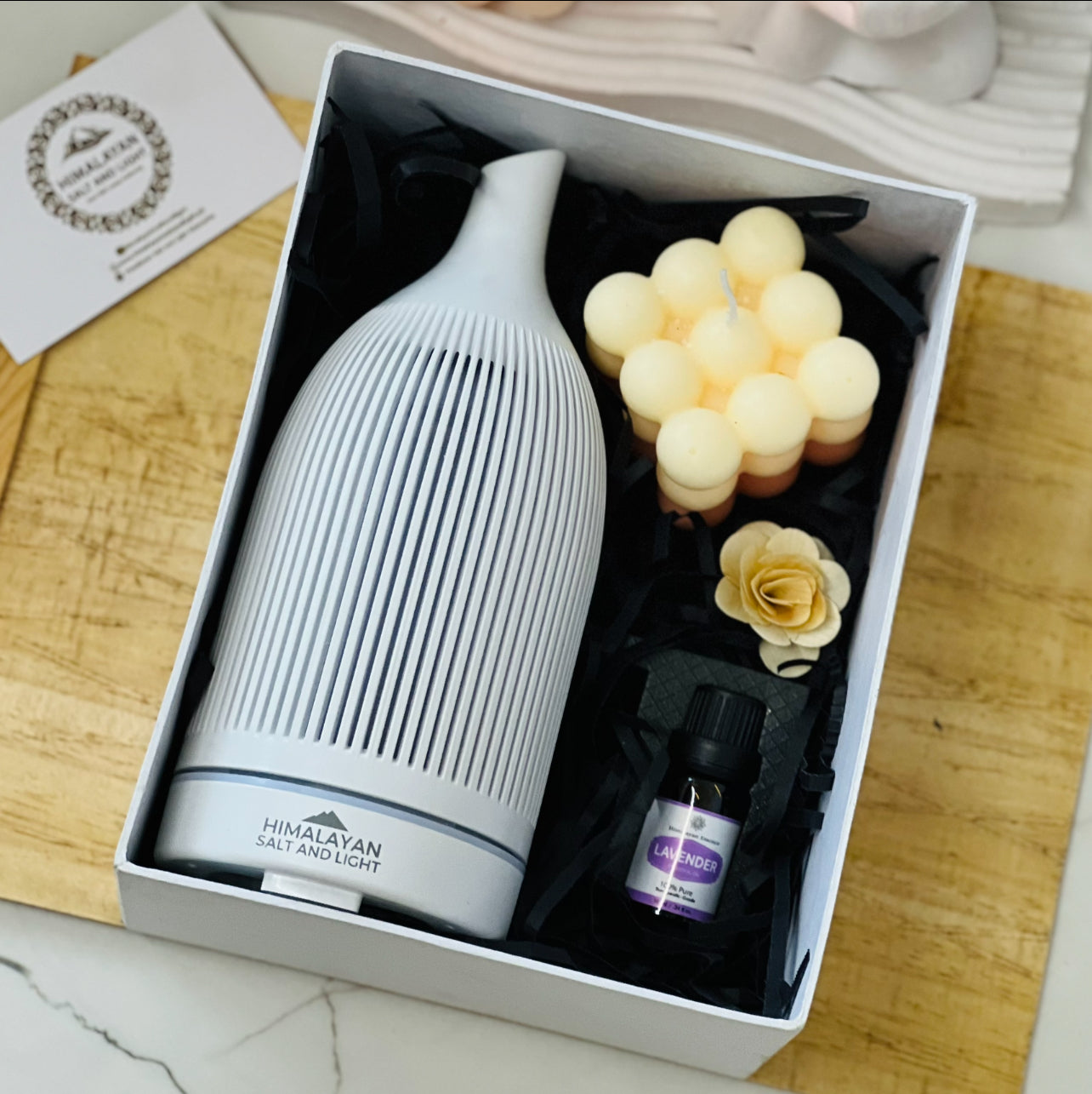 SD1 : Serenity Diffuser with Soy Candle & Essential Oil