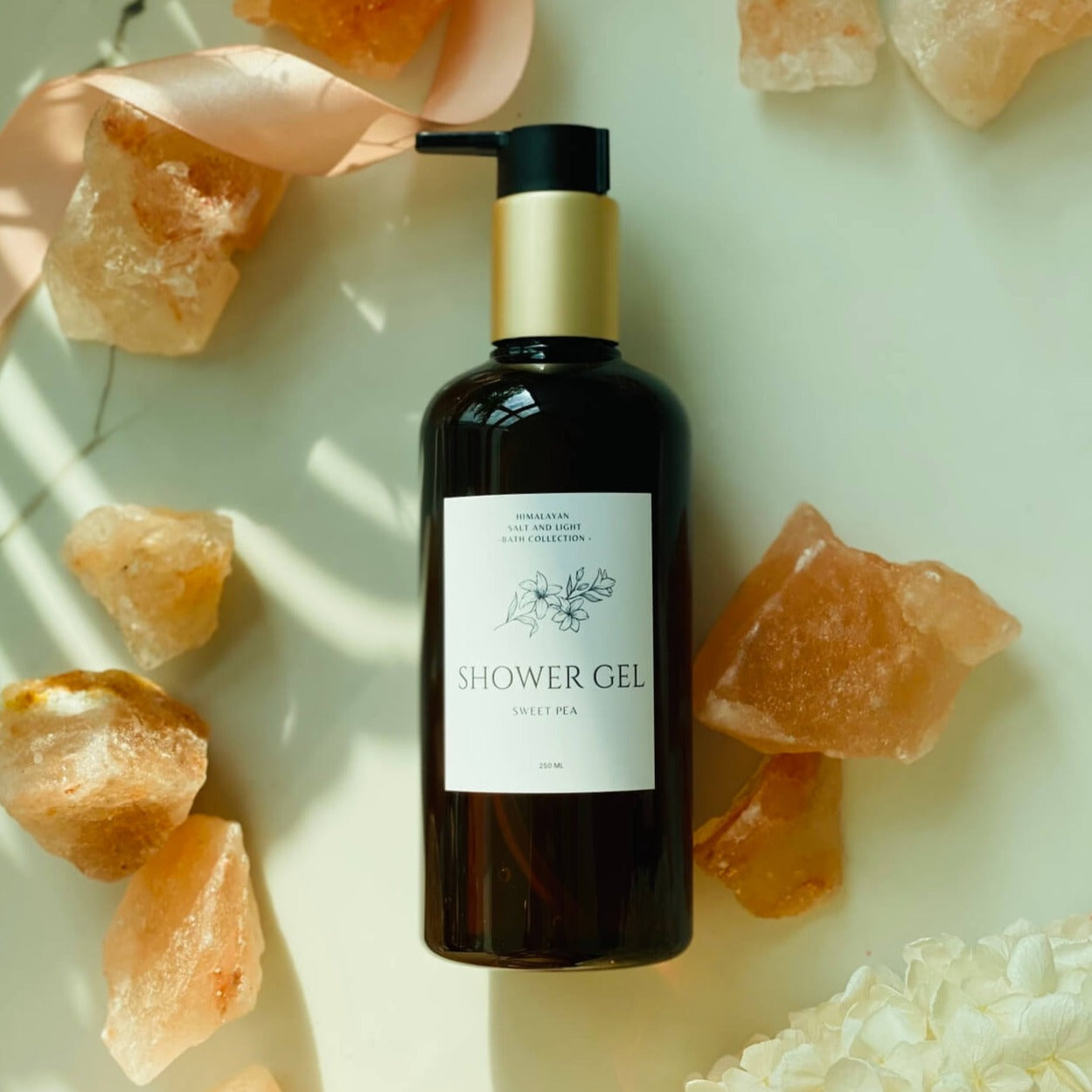 SL2 - Shower Gel with Abaca Bag