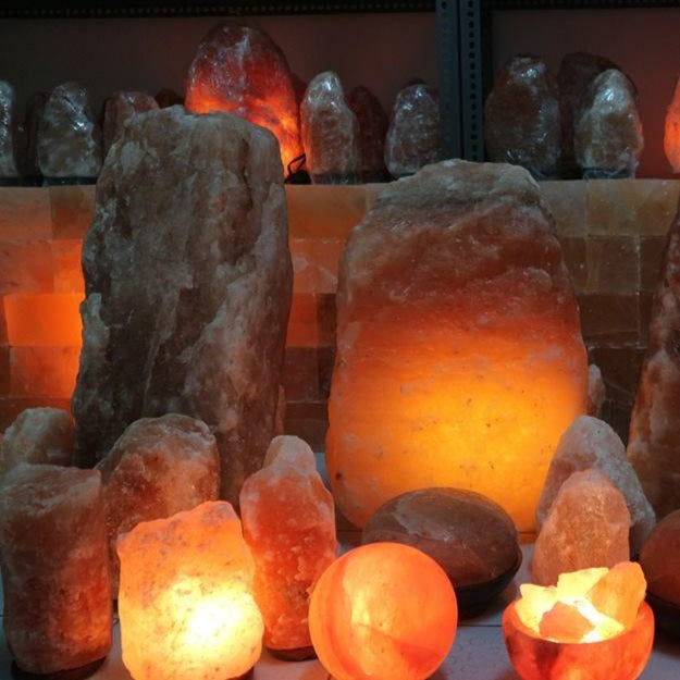 Giant Himalayan Salt Lamp