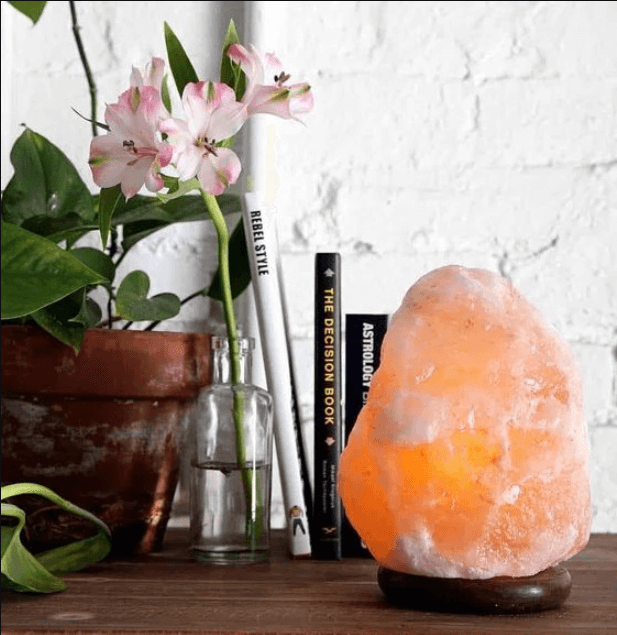 Himalayan Salt Lamp with Free Essential Oil