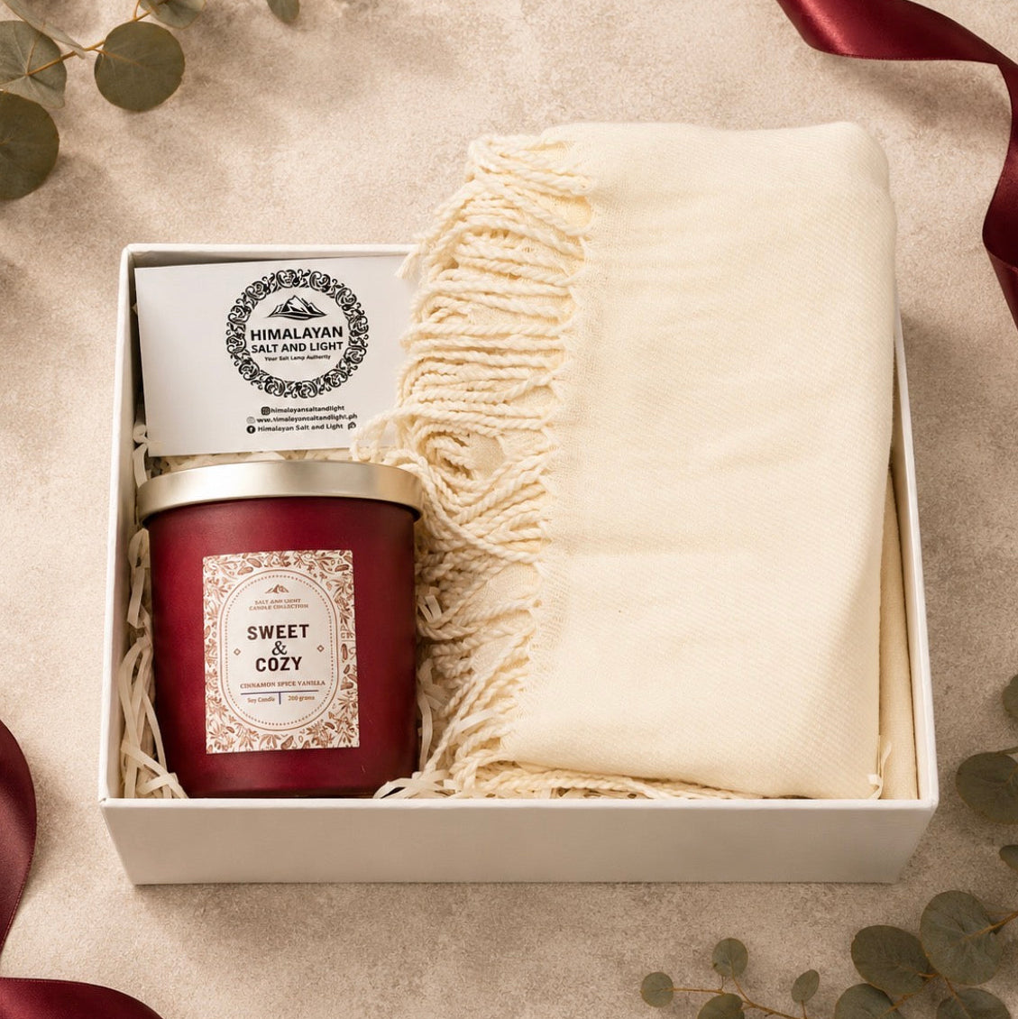 Cozy Candle with Cashmere Gift Set